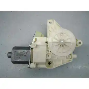 

A2048200642 WINDOW MOTOR REAR RIGHT MERCEDES E CLASS (W212) LIM.