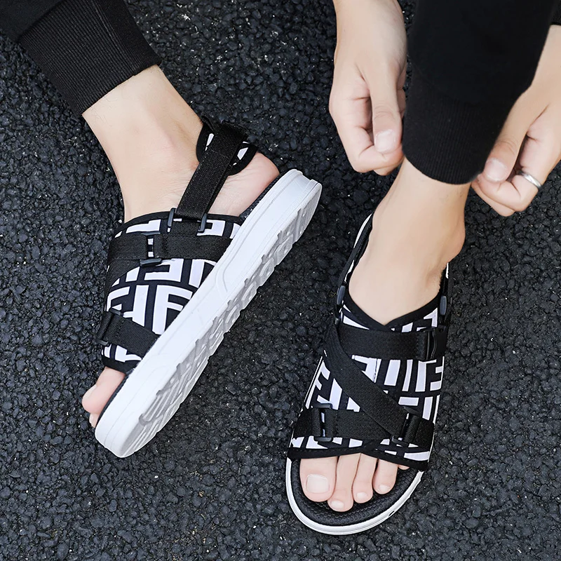 

Crocse Crocks Men Pool Sandals Summer Outdoor CholasBeach Shoes Slip Casual LiteRide Crock Stylish breathable One-word drag