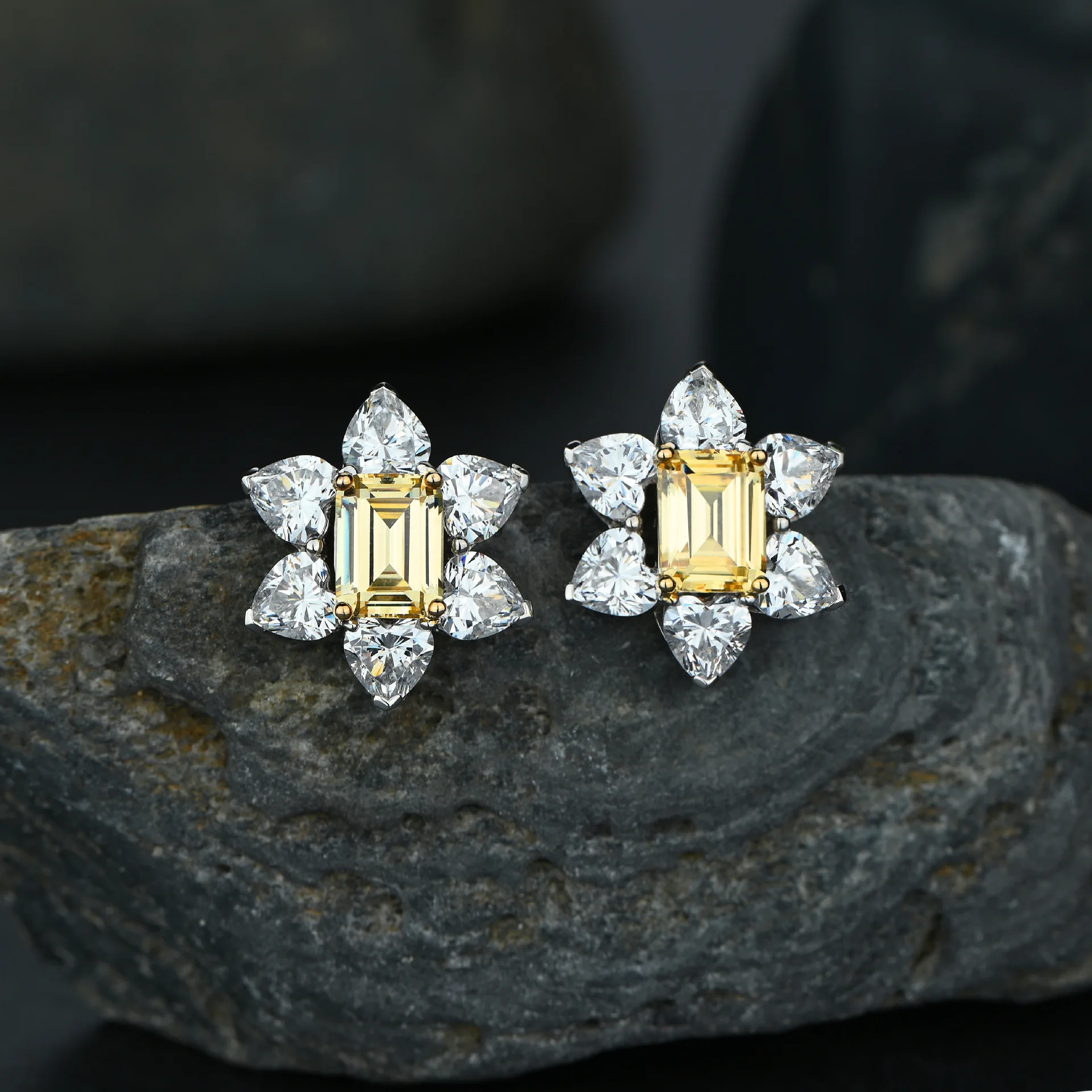 100% Orecchini In Argento Sterling 925 6*8Mm Con Topazio Per Le Donne Scintillanti Regali Di Gioielli Raffinati Con Diamanti Ad Alto Tenore Di Carboni