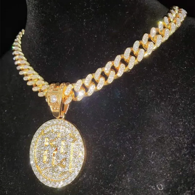 男性と女性のためのヒップホップラッパーペンダント付きネックレス