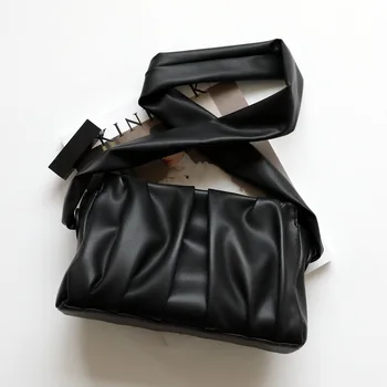 

2020 Niche Design Wide Shoulder Strap Pleated Multi-purpose Leather Square Bag Shoulder Messenger Handbag Tide Clutch