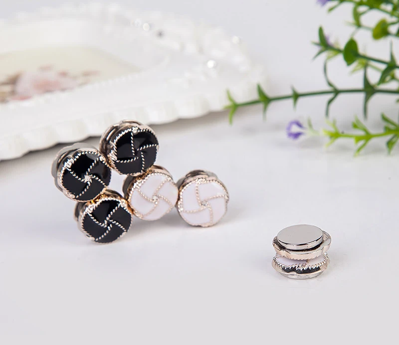 HTB1AsErduuSBuNjSsplq6ze8pXax