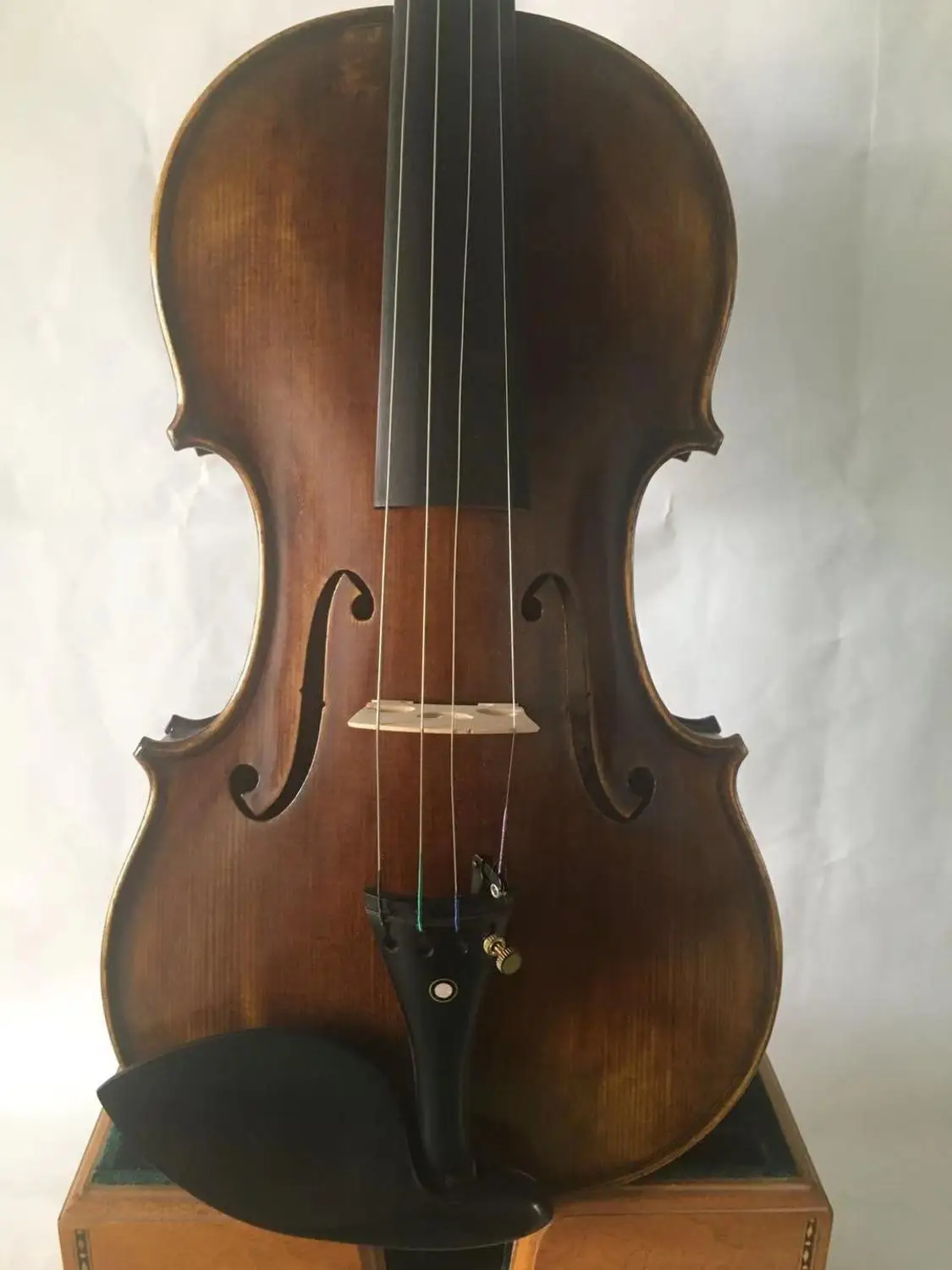 

Master violin 4/4 Guarneri model maple back spruce top violin