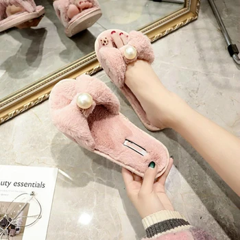 

Winter Woman Furry slippers Slip on Luxury Fur Warm Shoes non-slip home Slides Bow pearl Flats Female Comfortable House Shoes