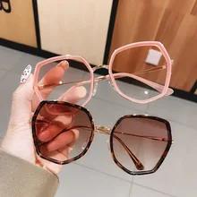 

2021 New Fashion Polygon Gradient Women Sunglasses Vintage Irregular Big Frame Eyewear Trending Ladies Shades Pink Sun Glasses