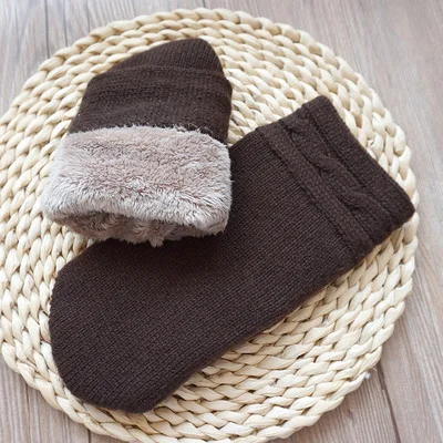 Dark brown Модные осенние мужские вязаные шерстяные перчатки, мужские уличные Нескользящие зимние теплые бархатные утолщенные Перчатки, варежки - Цвет: Dark brown