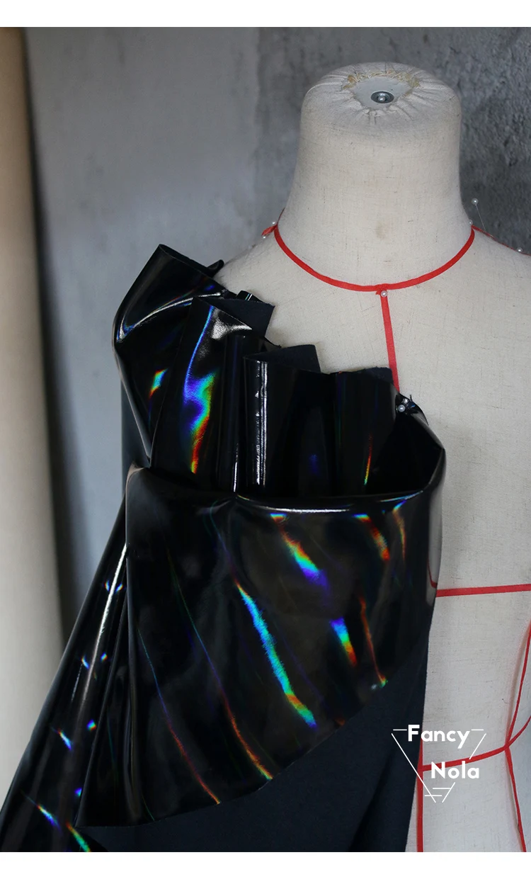 Лазер ТПУ дизайнерская ткань ширина 145 см Радужная черная глянцевая кожаная