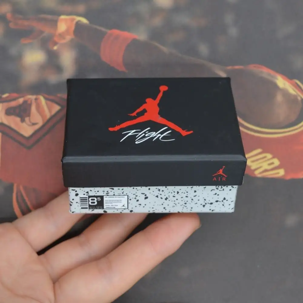 Дропшиппинг aj1 offwhite Chicago Unc брелок в виде кроссовка Air Jordan 1 3D мини-кроссовки, закрытая спортивная обувь брелок в виде кроссовка s - Цвет: smaller box 1