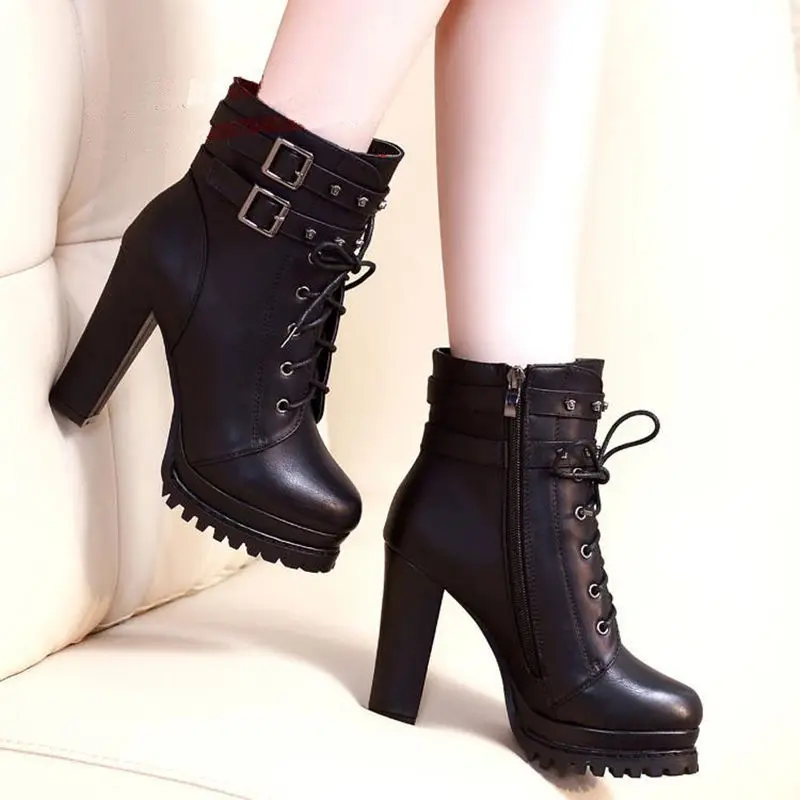 

2019 Winter New Korean High-Heel Martin Boots Fashion Comfort Short Boots Thick With Women's Boots Round Head Rivets Ankle Boots