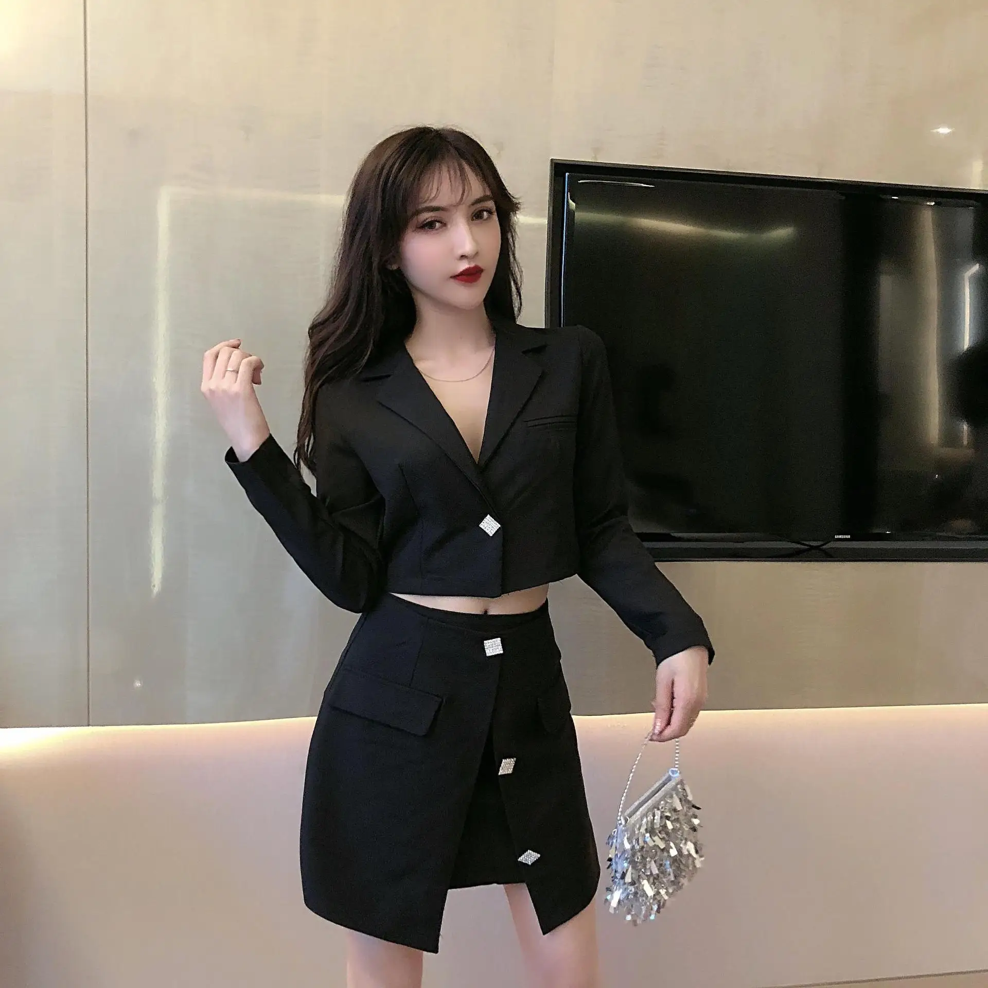 

Photo Shoot 2019 Most New Style Fashion Fashion Sexy Suit + High Waist Skirt