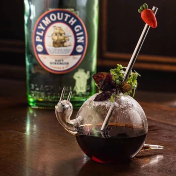 

2019 Internet Celebrity Creative 3D Snail Shape Bar Special Drinks Cocktail Glass Tea Shop Cold Drink Straw Cup Ktv Wine Glasses
