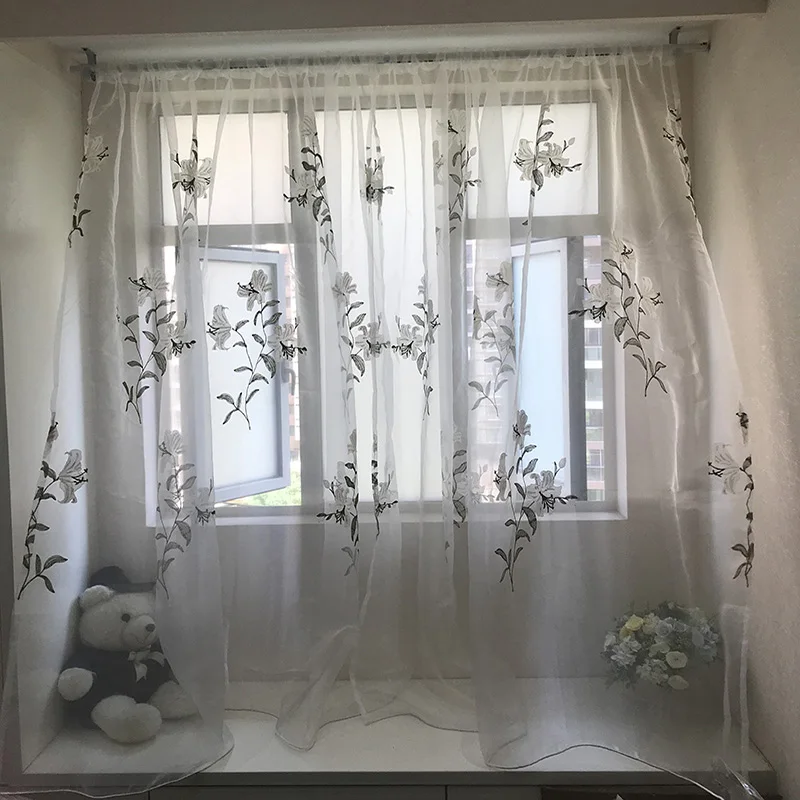 Прозрачные шторы с цветочной вышивкой и зелеными листьями для детской комнаты