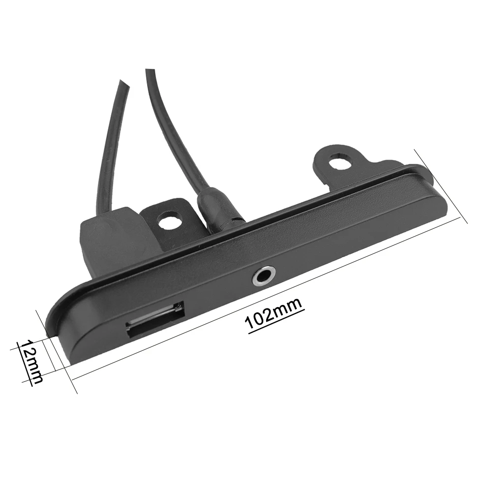AUX + USB Ʈ  ġ  Ʈ ٸ  ÷Ʈ ׷ гִ Toyota Scion  Double 2 Din Dash Kit