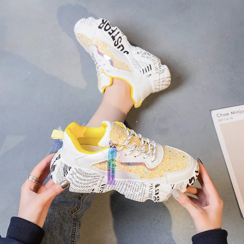 

Newspaper dad shoes women ins tide 2020 new spring wild fashion sequins thick luminous sports shoes C026