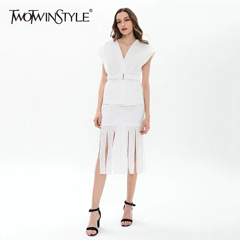 TWOTWINSTYLE комплект из двух предметов с кисточками женская рубашка без рукавов на