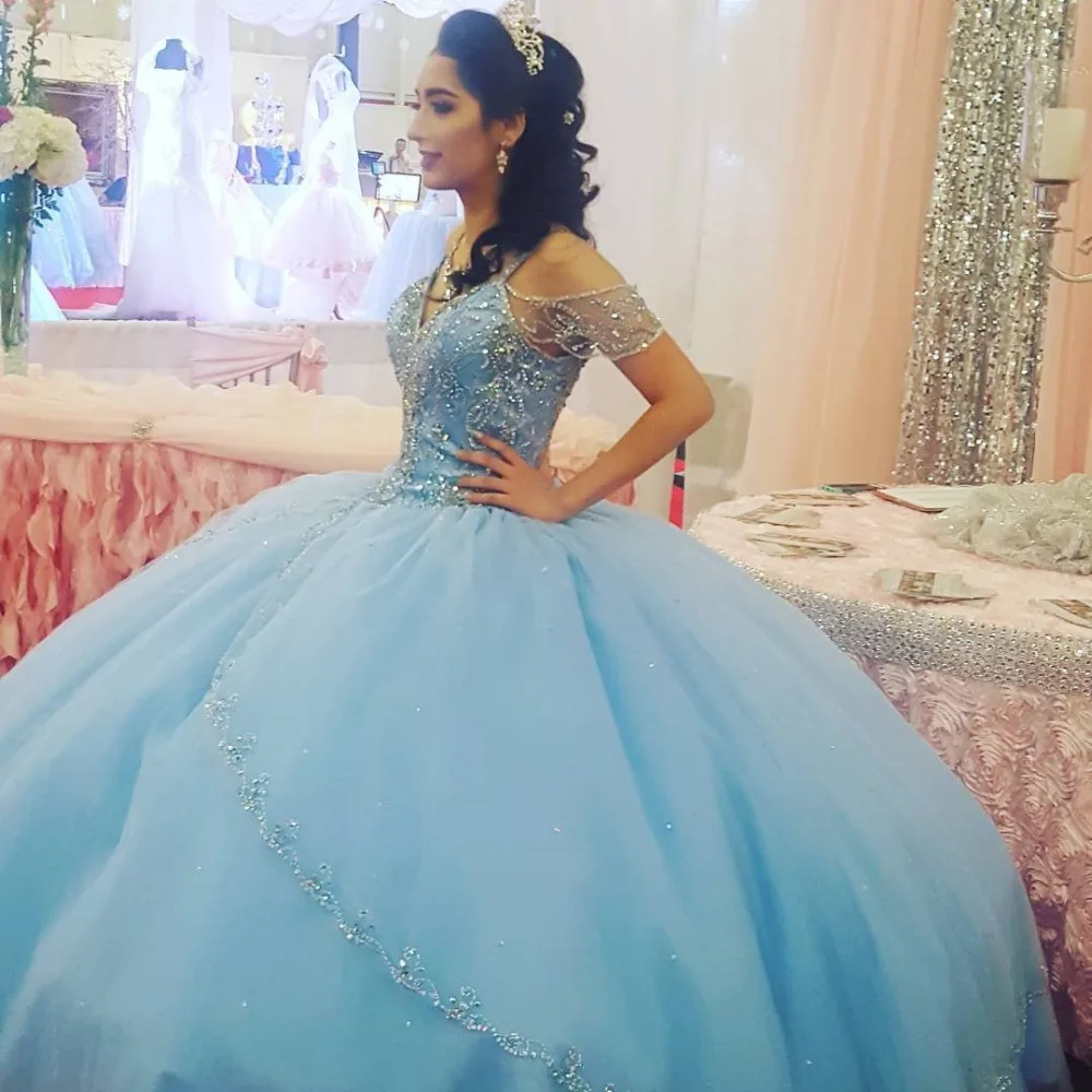 

Blue Puffy Quinceanera Dresses Ball Gown V-neck Tulle Beaded Crystals Party Sweet 16 Dresses QE05