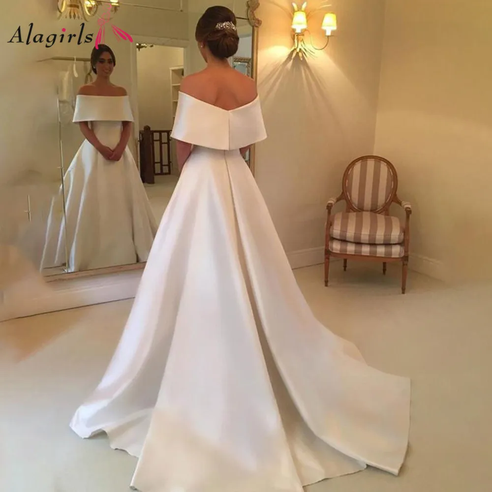 

Off Shoulder Satin Bride Dresses Simple Backless Elegant gowns Boat Neck Bridal Dress Plus Size Robe de princesse 2020