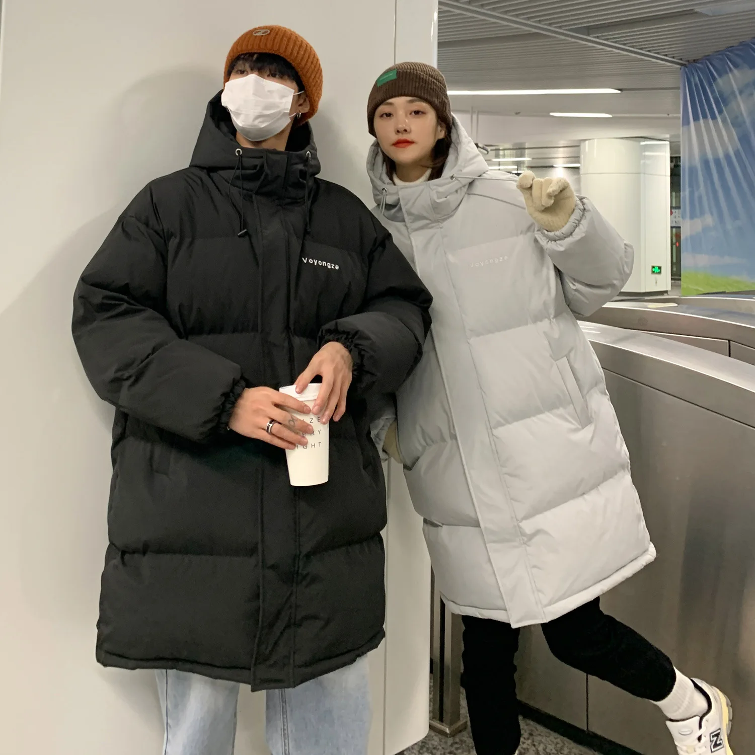 

2021 The new men's winter mid-length couple hooded padded jackets men's and women's thick warm jacket youth casual padded coats