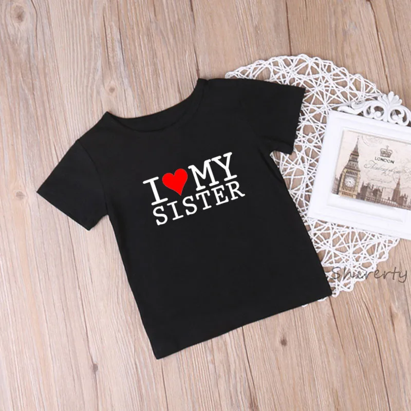 Детская футболка с надписью «I Love My Sister» летняя хлопковая футболка с короткими рукавами и круглым вырезом футболка для маленьких мальчиков и девочек одежда для малышей с принтом «Sister Brother» - Цвет: Black