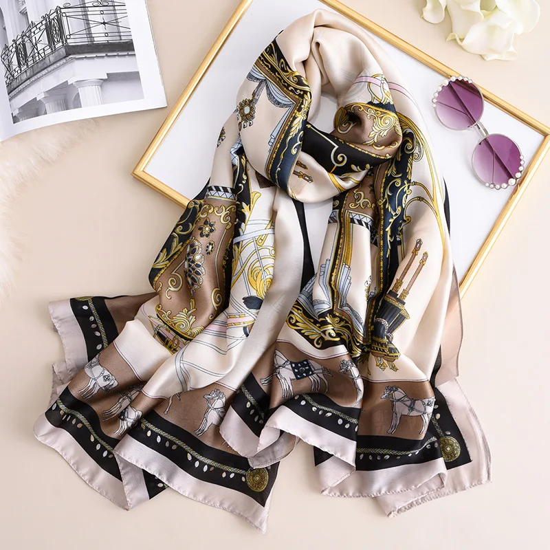 

2019 New Brand Designer Shawls And Wraps Carriage Pattern Silk Scarf Women High Quality Pashmina Soft Bandana Foulard Hijab