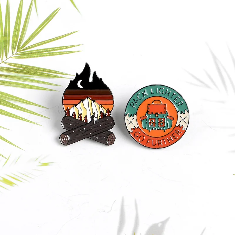 На открытом воздухе Bonfire эмаль булавки мультфильм Кемпинг Броши рюкзак одежда
