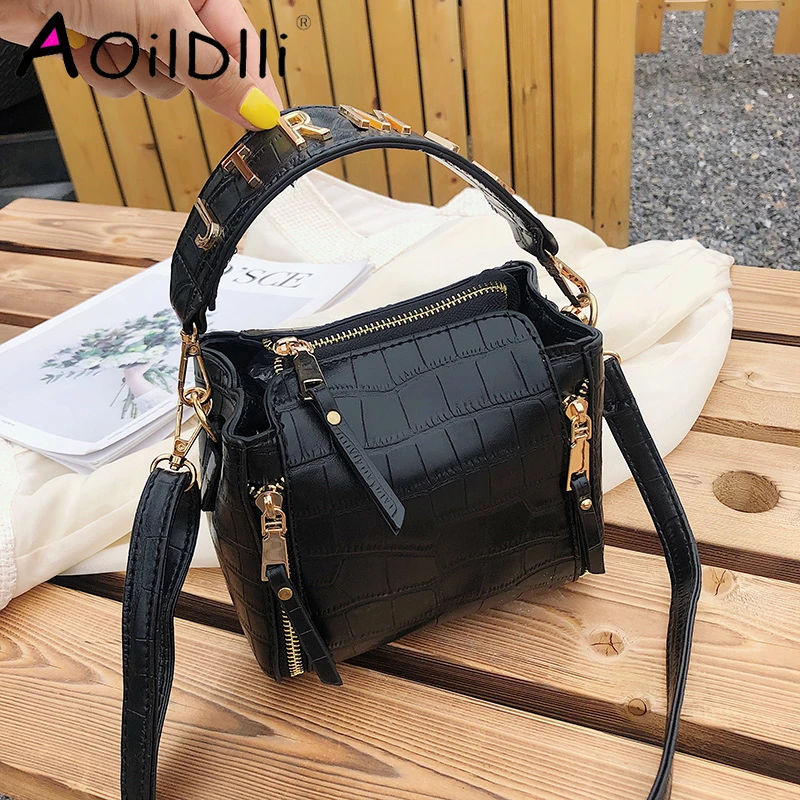 

Crocodile Pattern Crossbody Bags For Women 2019 New Quality PU Leather Women Designer's Handbags Small Shoulder Messenger Bags