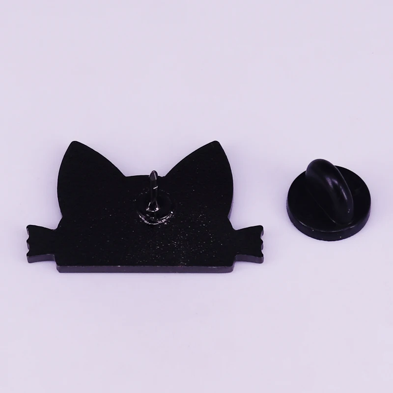 Cute Sailor Moon cat brooch In the name of the moon, I will punish you!.JPG