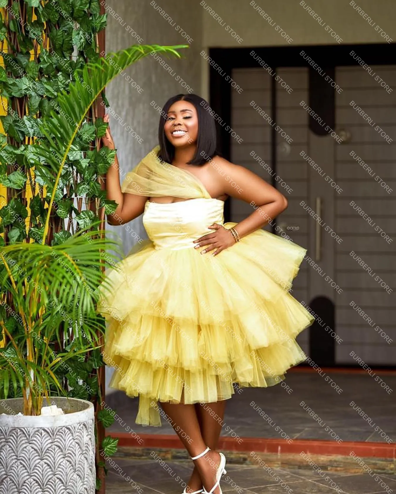 Light Yellow Puffy Tulle Africa Women 