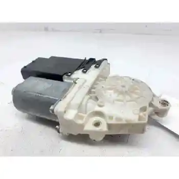 

1J4959812C WINDOW MOTOR FRONT RIGHT SEAT TOLEDO (1M2)