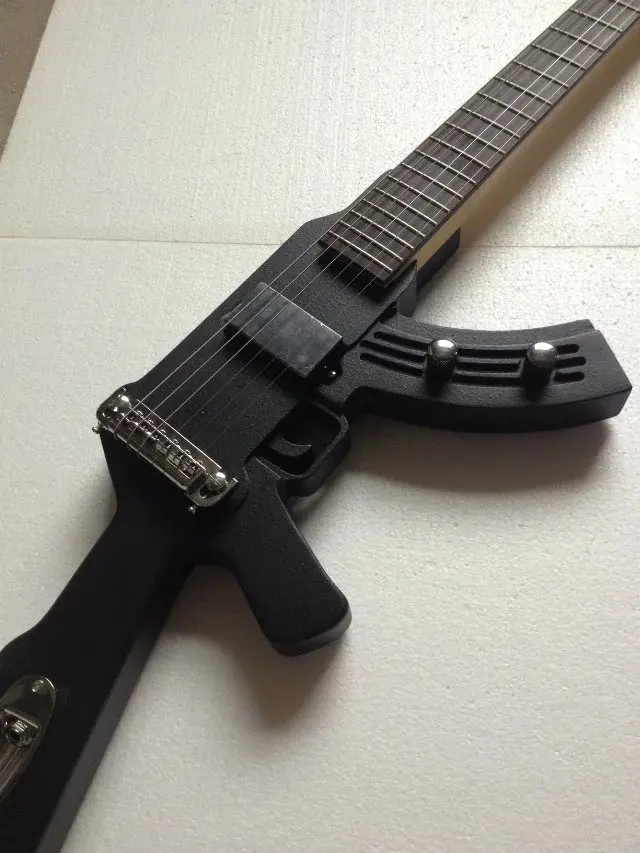 

Electric Guitar/Black Personality High Quality Guitar/Anmiyue Customizable Chinese Electric Guitar