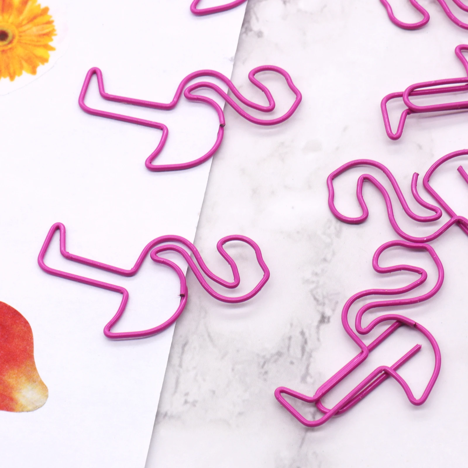 10pcs Flamingo paper clip Beautiful Flamingo Bookmark Planner Paper Clip Metal Material Bookmarks for Book Stationery DIY decor