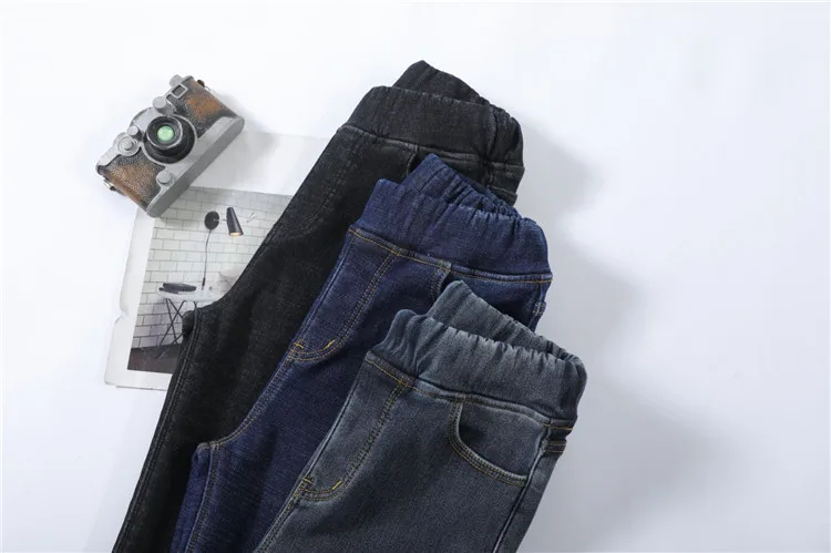 High Elastic Waist Stretch Jeans For Women Skinny Thicken Denim Pencil Pants Winter 2021 Female Black Velvet Warm Trousers 069 black jeans