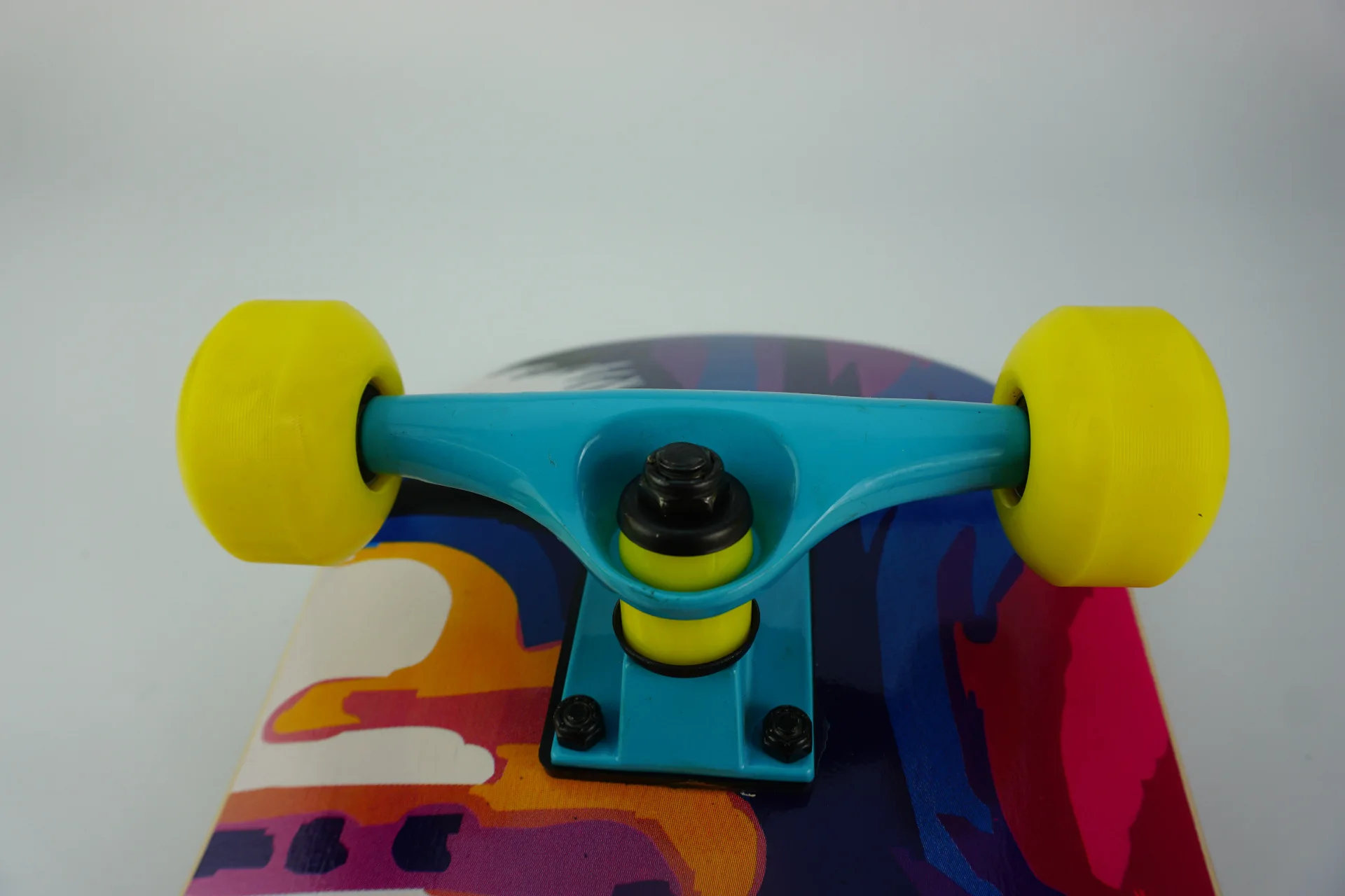 Plastic Broad Skateboard Four Wheel Plastic Big Fish Skateboard Adult Profession Skateboard PP27-Inch Fish Boards Manufacturers