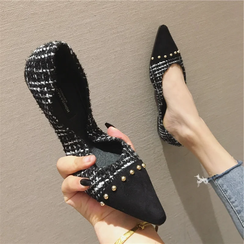 

Metal Studs Lattices Flats Woman Ballerina Flock Pointed Toe Plaid Fabric Shoes Women Espadrilles Rivets Soft Bottom Moccasins