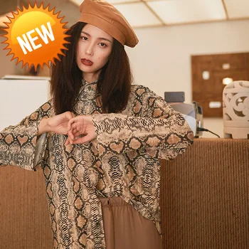 

Knitted Women's Sweater Leopard O-neck Long-Sleeved Casual Knitwear Pullover Tops Autumn Winter