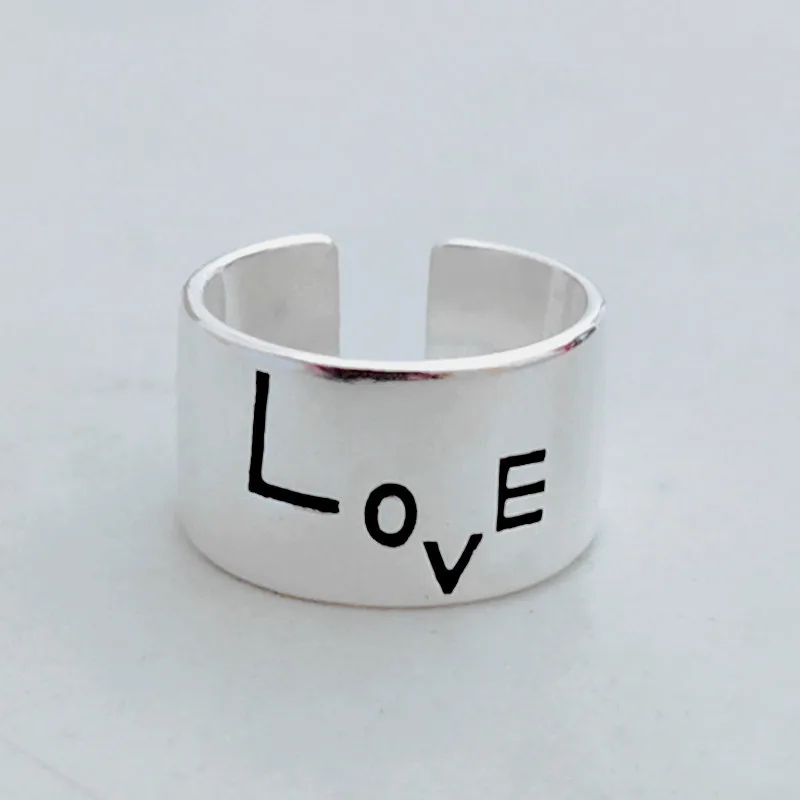 Корейская версия темперамент английское Письмо Любовь серебряные кольца для женщин широкий Гладкий открытие палец кольцо ювелирные изделия - Цвет основного камня: Silver