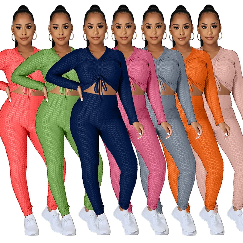 

Спортивный костюм из двух предметов для йоги с V-образным вырезом