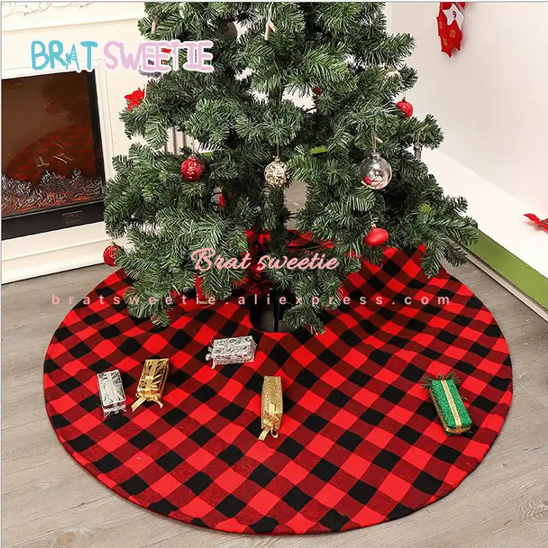 Red and black buffalo check tree skirt Clearance