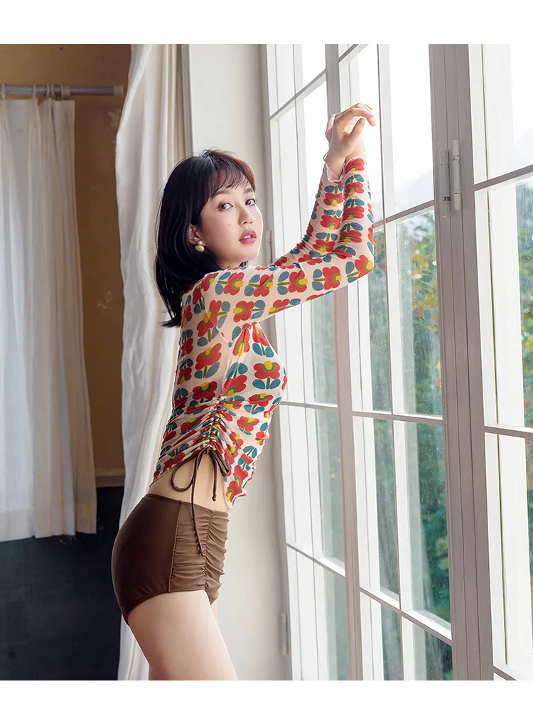 12329524655_968852618