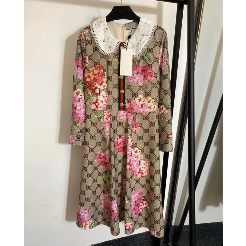 

12.21 New Metal Button Lace Peter pan collar Temperament Flower Print Collect waist long sleeve Dress