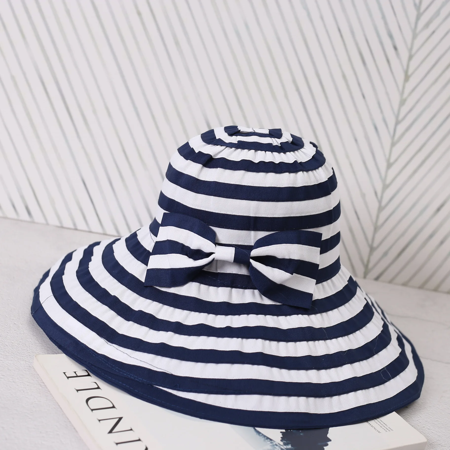 

Spring Summer Large Brimmed Hat Large Stripes Bow Bucket Hat Women's Sun Protection Hat Topee Foldable Sun Hat