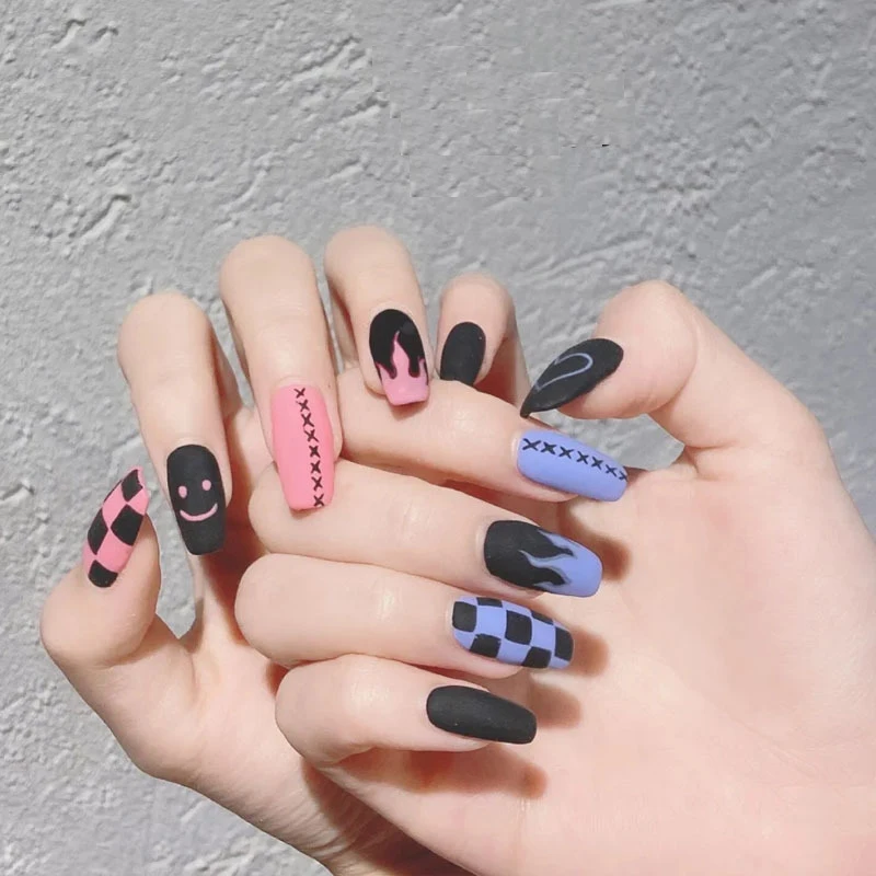 24pcs/set Short Coffin Fake Nails Mixed Blue Pink Fire Pattern Full Cover Nail Decal Art Tips with Glue Matte False | Красота и