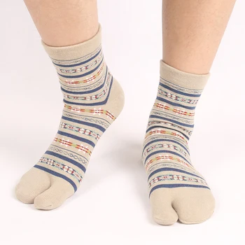 

3 Pairs Cotton Two Finger Socks For Men Medium Tube Two Toe Socks Colorful Men's Socks With Separate Toe