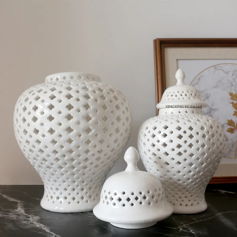 

Creative White Ceramic Hollow Vase Decoration Storage Jar Multifunctional Candle Holder with Lid Home Decoration Accessories