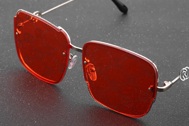 Oversized Square Sunglasses Women Luxury Brand Vintage Sunglasses For Women Female Metal Frame Gradient Lady Shield UV400