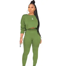 women's fashion round neck long sleeve pocket pants set solid color two-piece Sets Spring 2019 European and American women's fashion round neck long sleeve pocket pants set solid color two-piece Sets Spring 2019 European and American