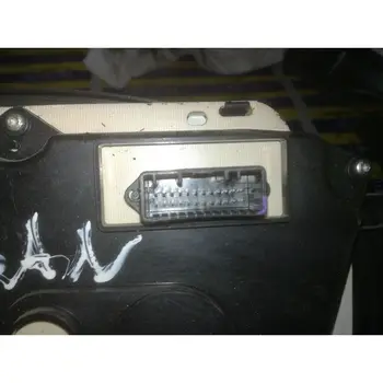 

P8200435079 Box Instruments Dacia Logan *