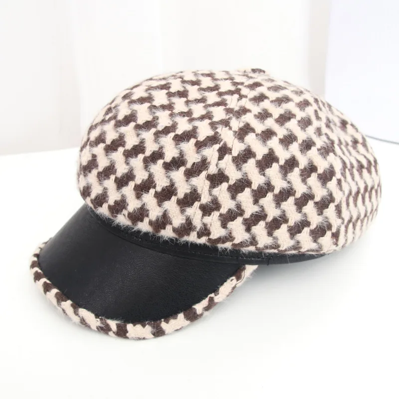 

New Korean Retro Plaid Leather Newsboy Hat With Warm Octagonal Hat For Women's Autumn And Winter Woolen Plaid Beret