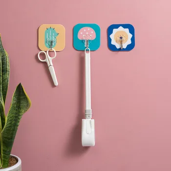 

5PCS Strong traceless adhesive cartoon hook kitchen toilet door multi functional adhesive hook nail free clothes strong hook E91
