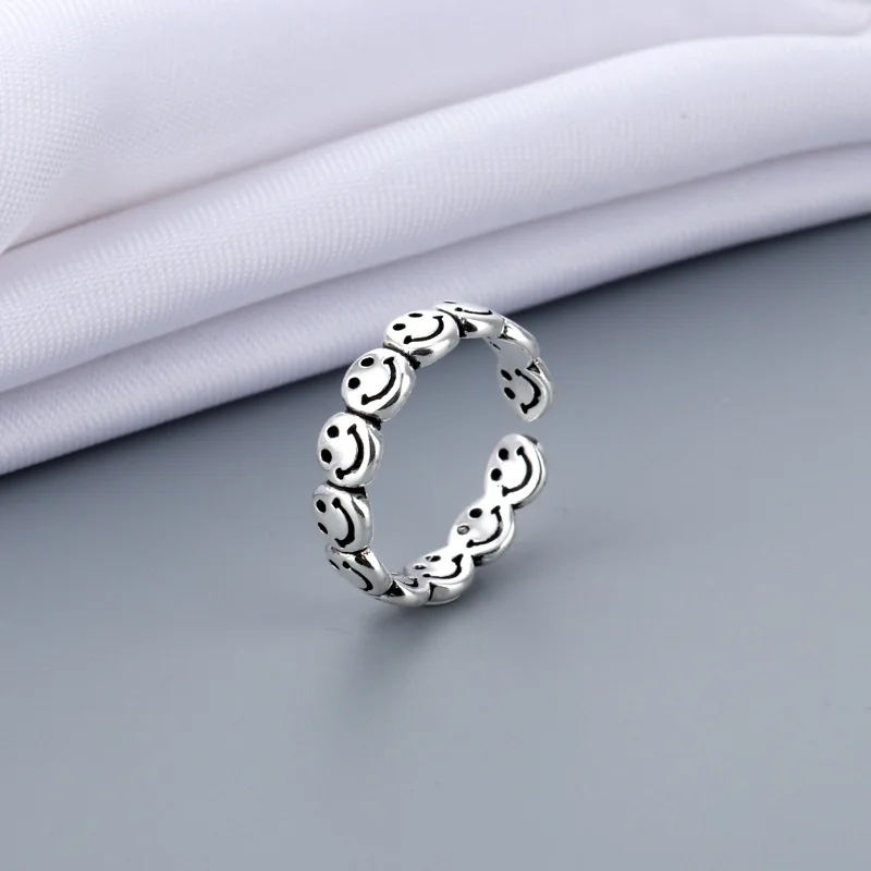 Anillos abiertos con caras de carita sonriente para mujer, bonito círculo hueco, anillo de sonrisa para chica, joyería Punk ajustable A908